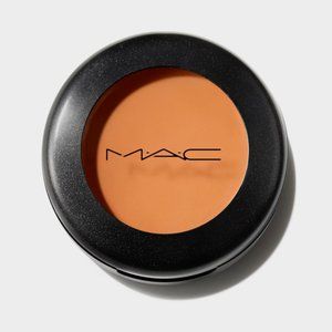 MAC STUDIO FINISH CONCEALER NC42 - Qty 2